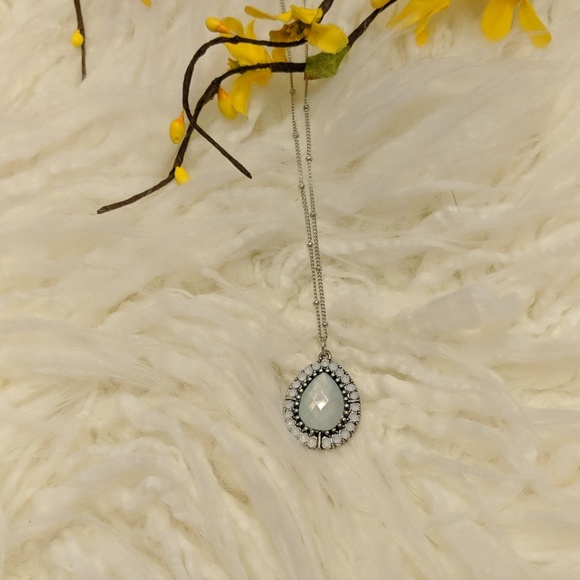 Handmade Light Green and White Pendant Necklace - Picture 2 of 8